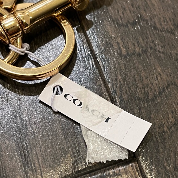 Coach New York Signature Trigger Keychain Key Ring key FOB new hook khaki brass - Picture 7 of 7